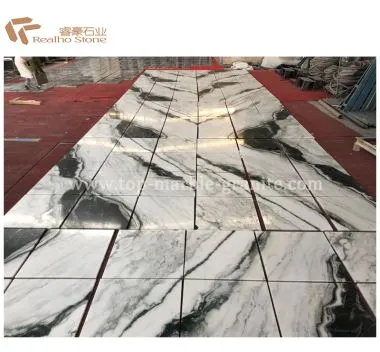 Pavimenti in lastre di marmo bianco panda polacche