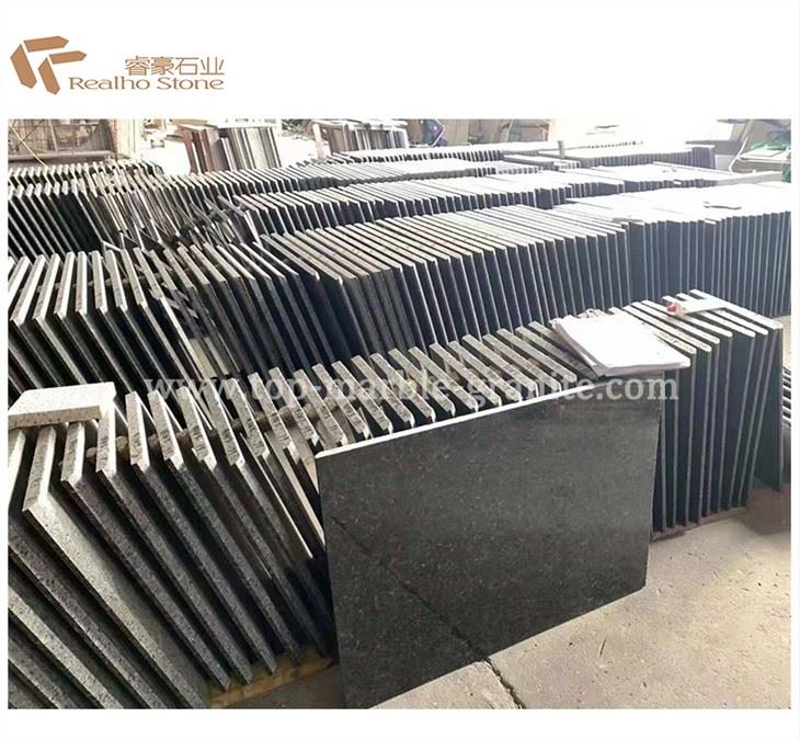 Ubatuba granite tile